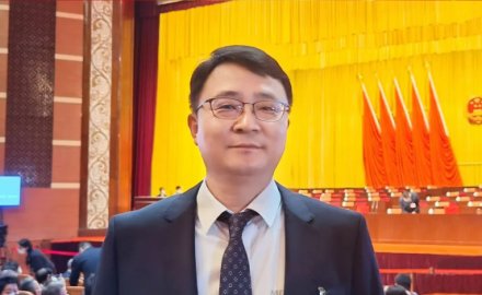 【青岛两会】dcbox小金库代表委员履职尽责 建言献策